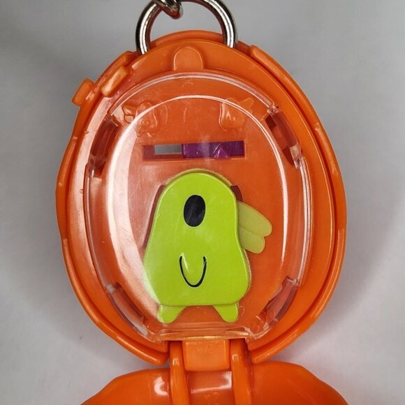 Vintage 1997 Tamagotchi Keychain Toy Lot McDonald's Happy Meal Toys - Picture 3 of 9